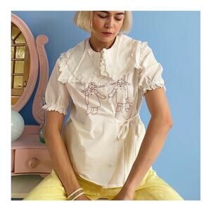 Kina and Tam | Embroidered Doll Kinship Blouse White Cotton Peter Pan Collar Med